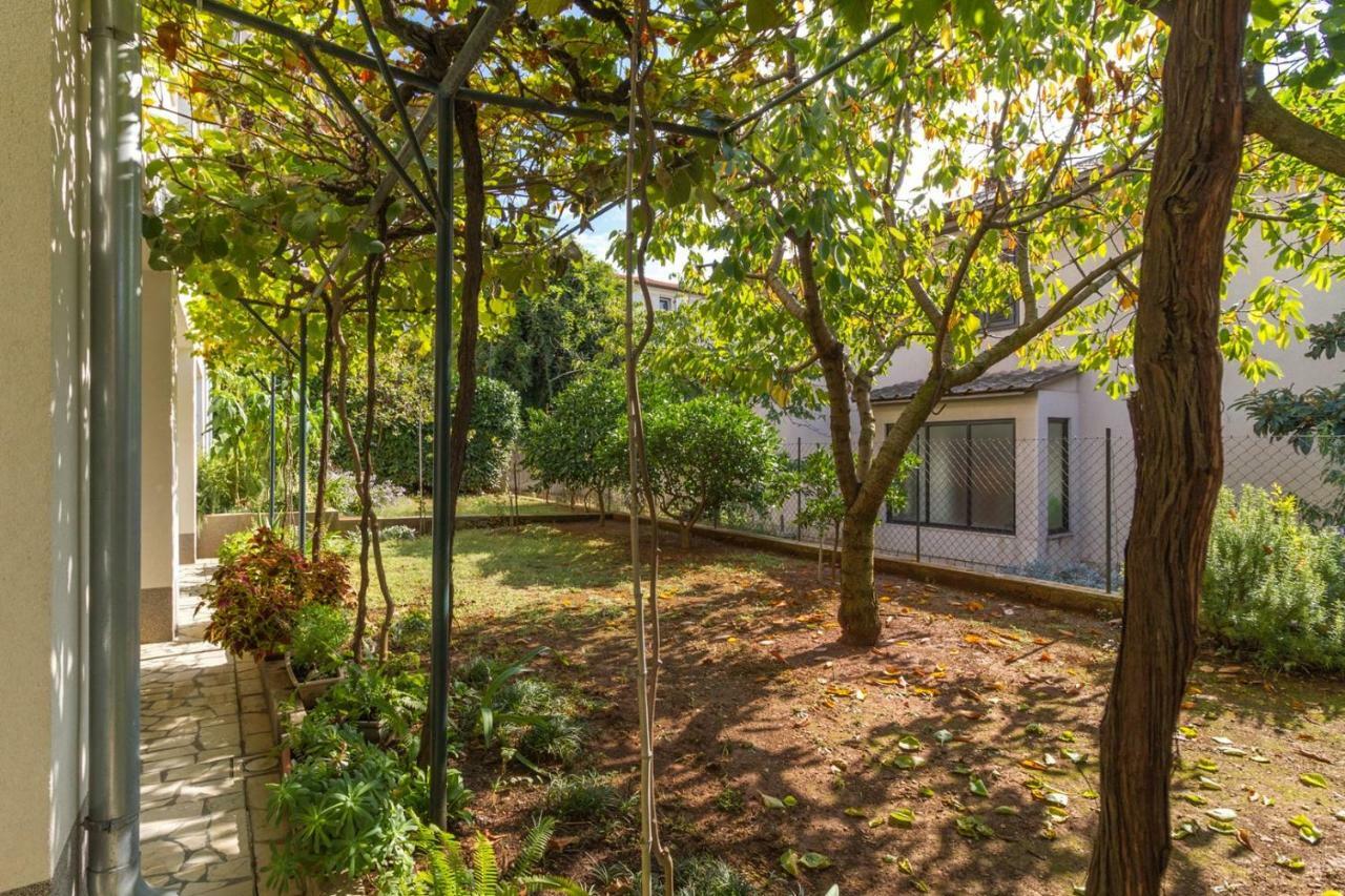 Apartments Perka Near Beach Pula Exterior photo